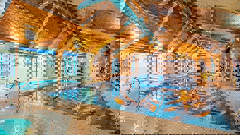 Pwll Nofio Llanymddyfri