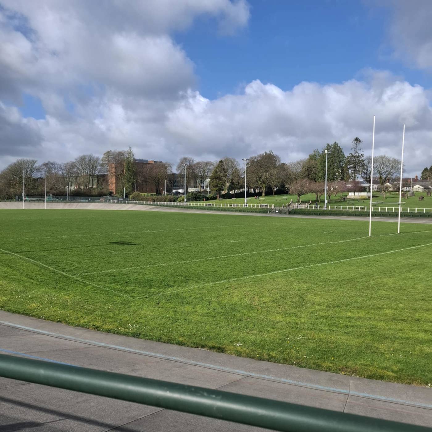 Felodrom Caerfyrddin