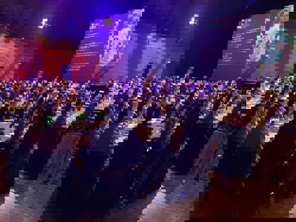 gwobrau chwaraeon blaenorol