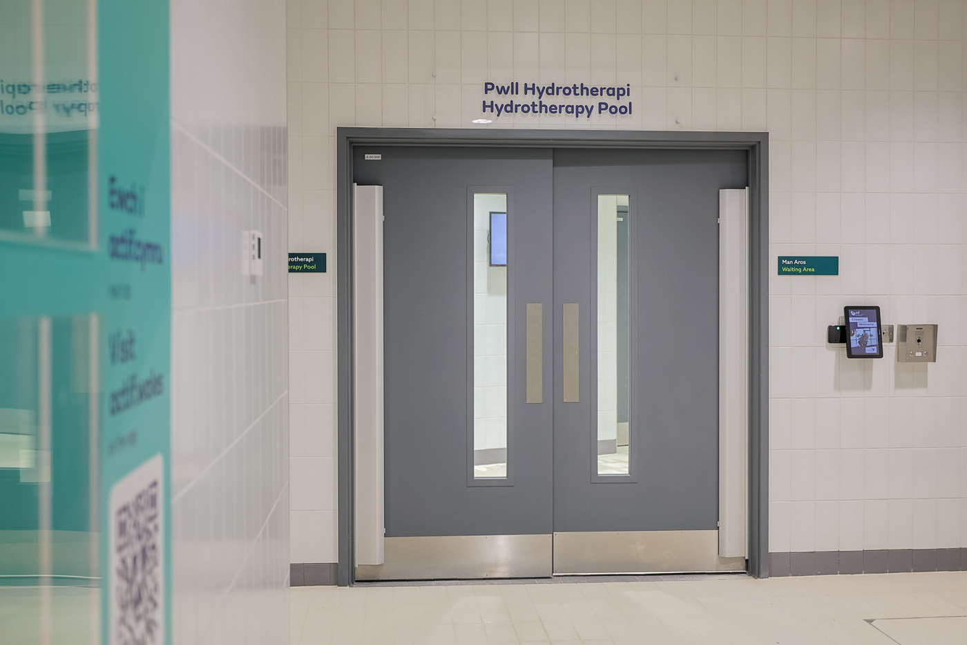 hydrotherapy doors